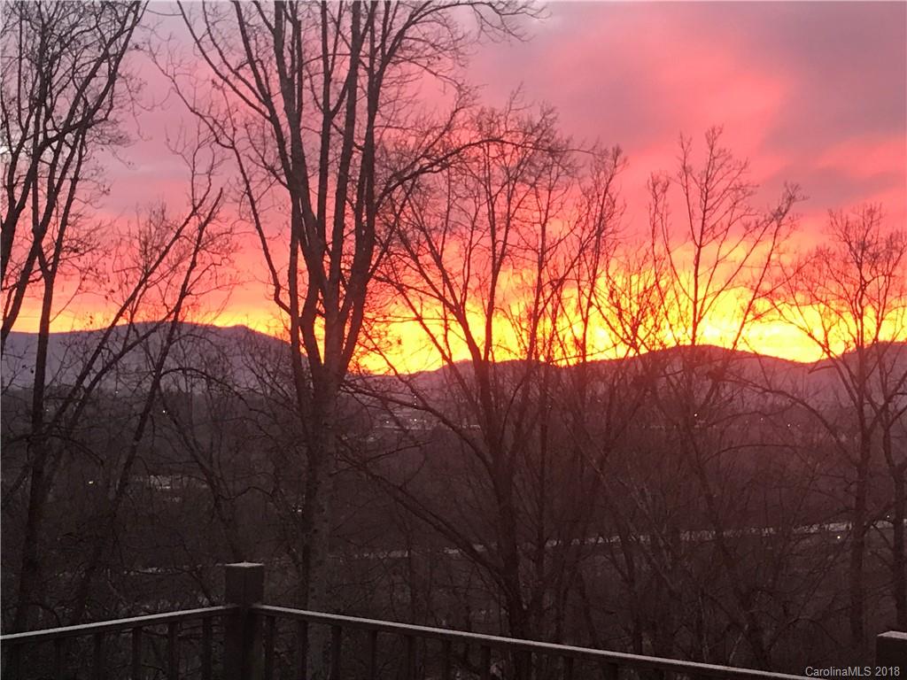 8 Grandview Drive Asheville NC 28806