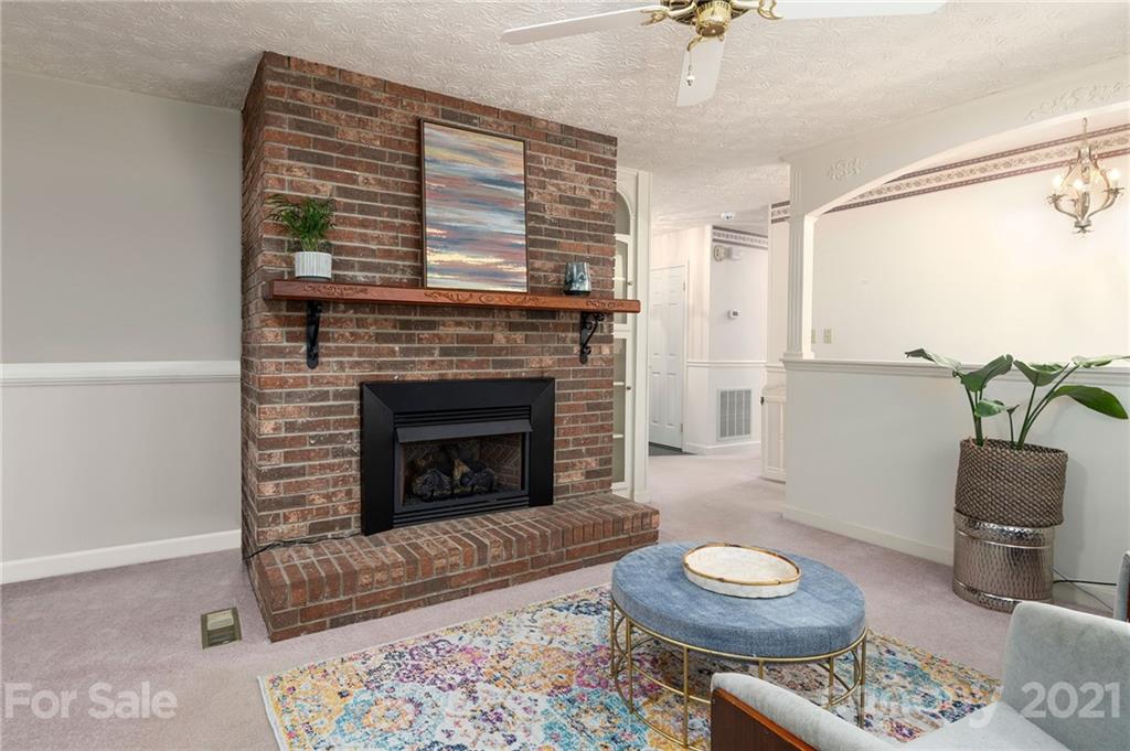 15 Buckner Way Fairview NC 28730