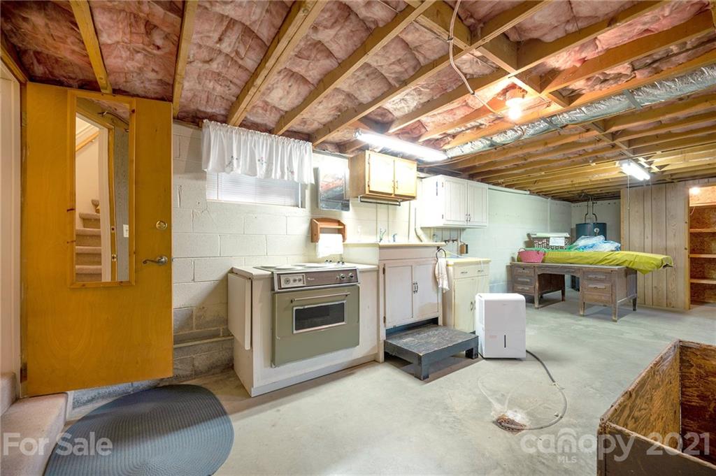 15 Buckner Way Fairview NC 28730