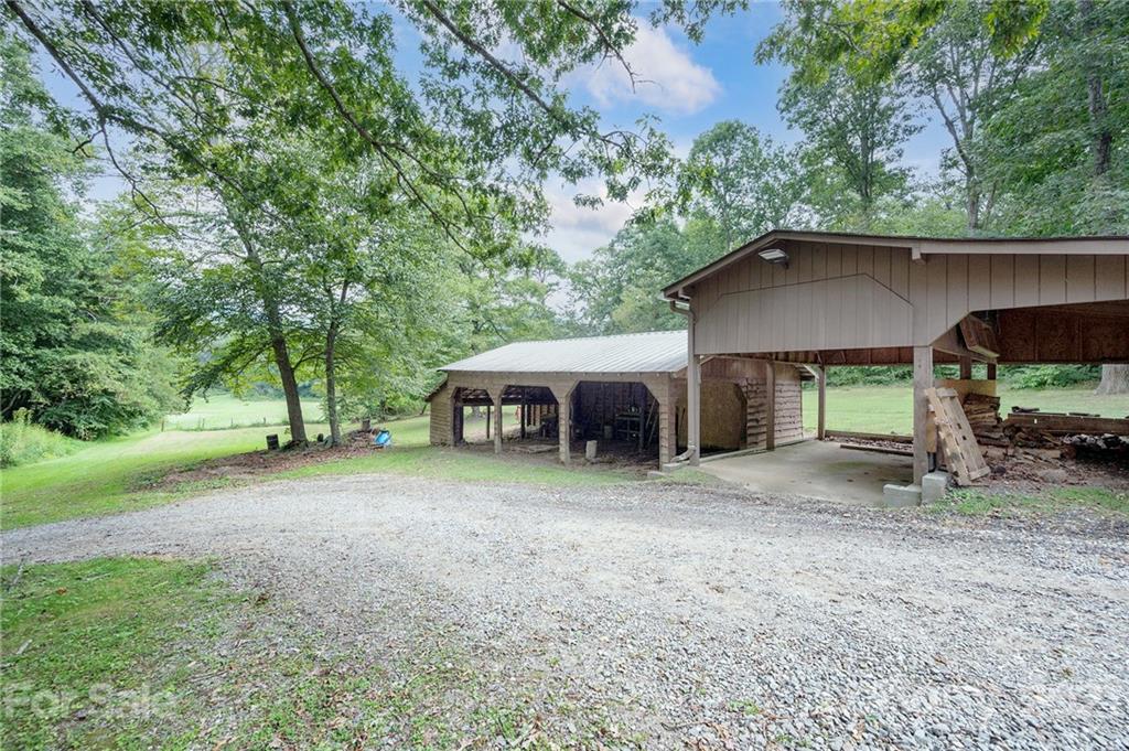 15 Buckner Way Fairview NC 28730