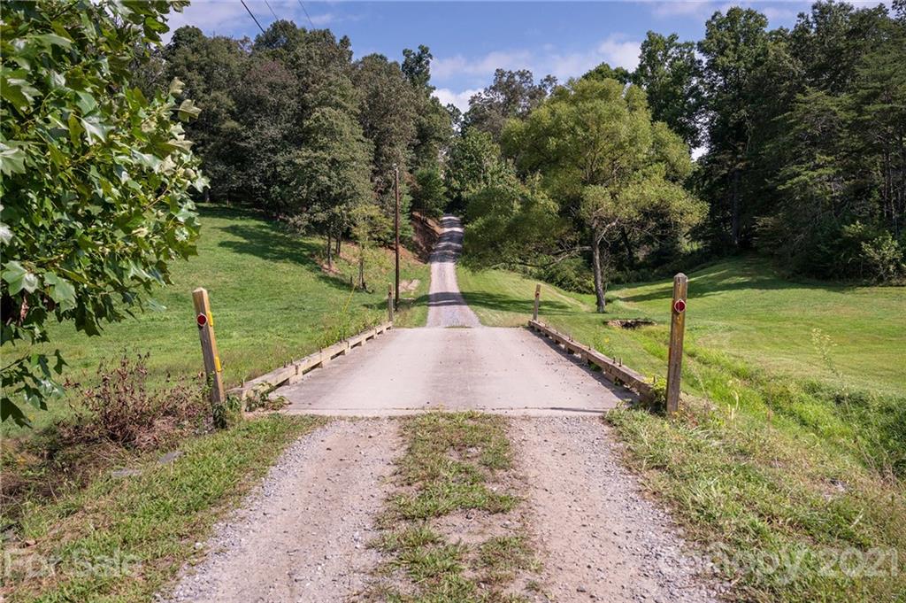 15 Buckner Way Fairview NC 28730