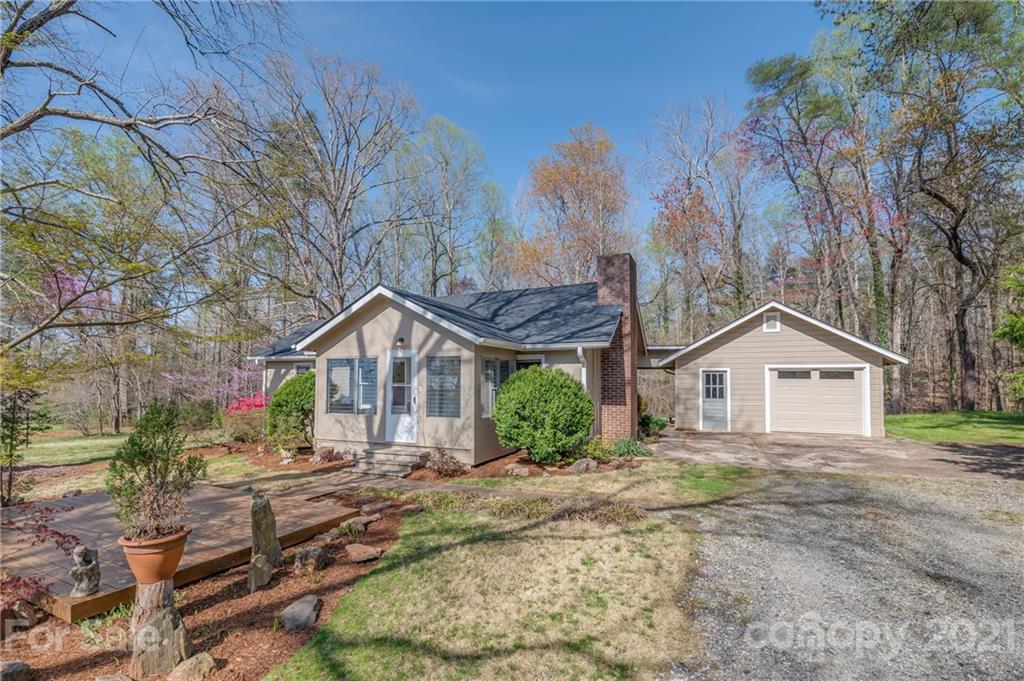 6149 Peniel Road Tryon NC 28782