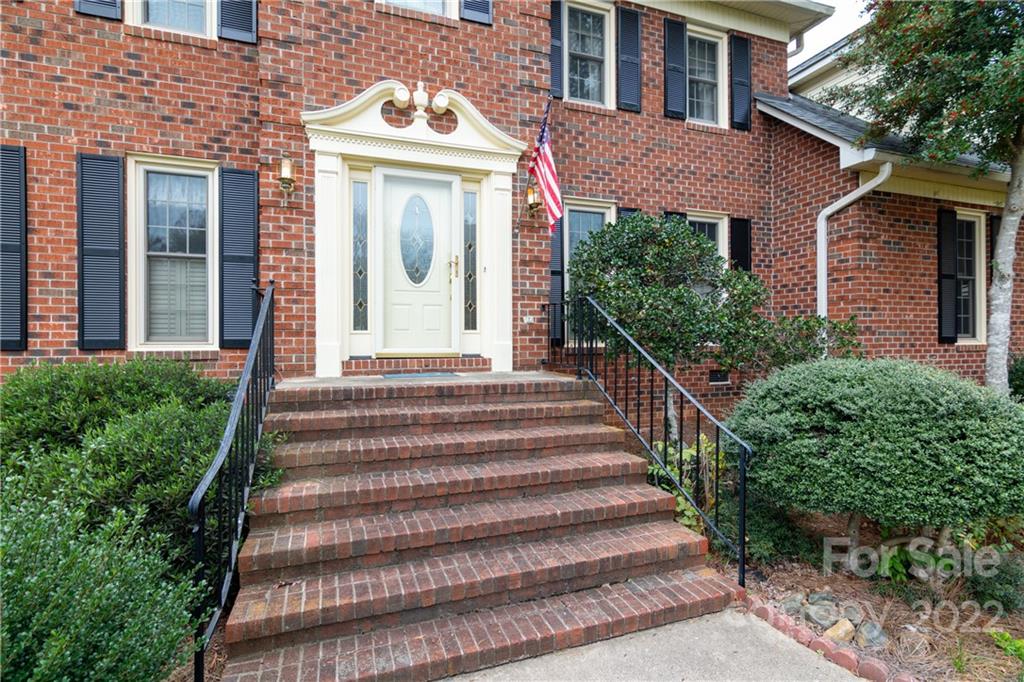 5433 Bedfordshire Avenue Harrisburg NC 28075