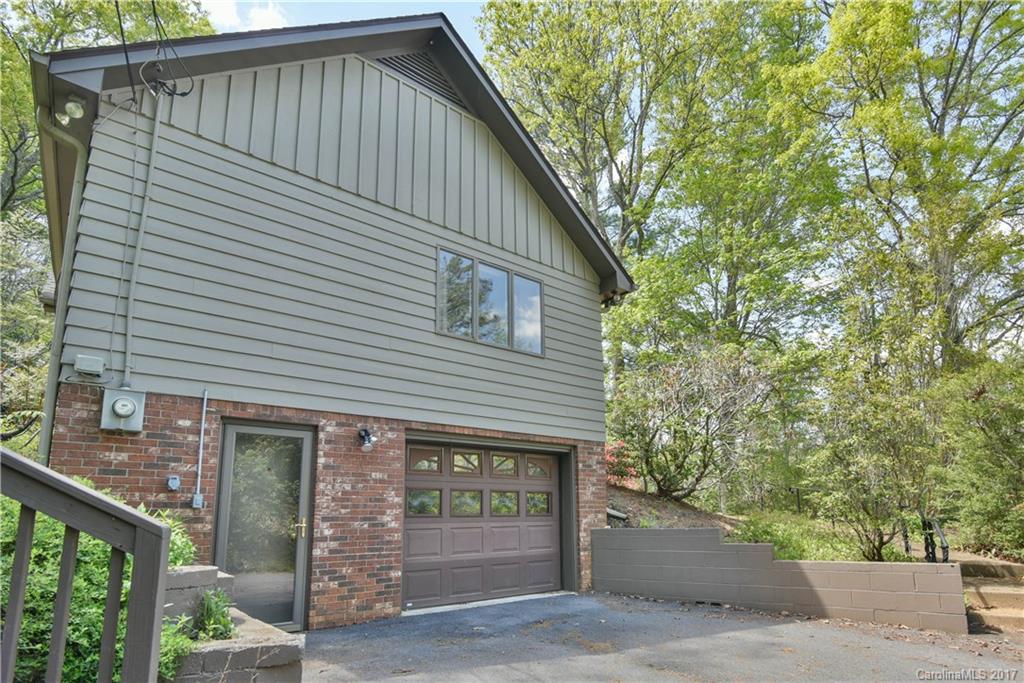 24 Whitaker View Road Fairview NC 28730