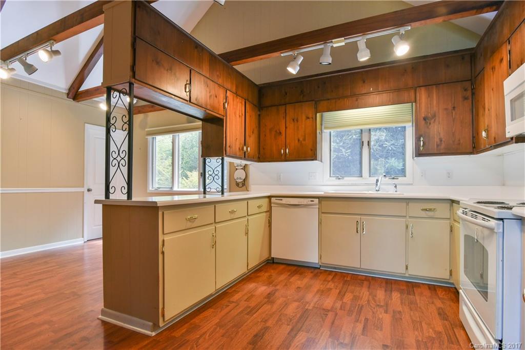 24 Whitaker View Road Fairview NC 28730