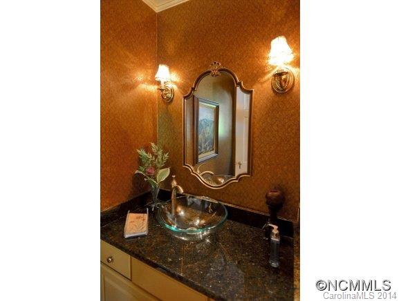 5 Pine Tree Circle Asheville NC 28804