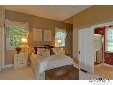5 Pine Tree Circle Asheville NC 28804