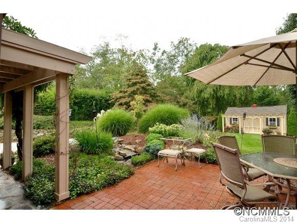 5 Pine Tree Circle Asheville NC 28804
