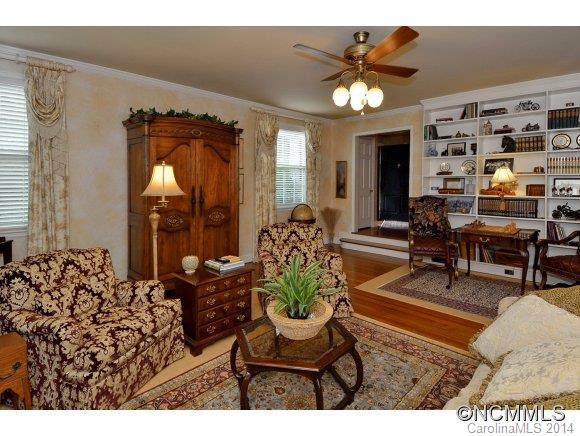 5 Pine Tree Circle Asheville NC 28804