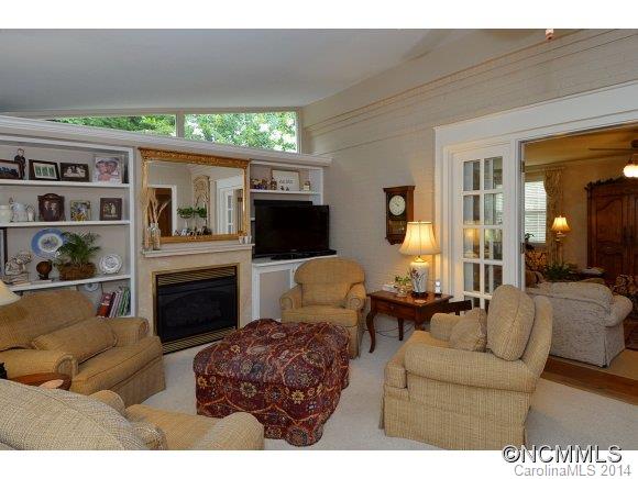 5 Pine Tree Circle Asheville NC 28804
