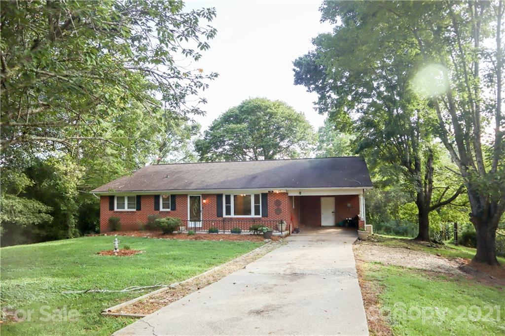 176 Waycaster Road Marion NC 28752