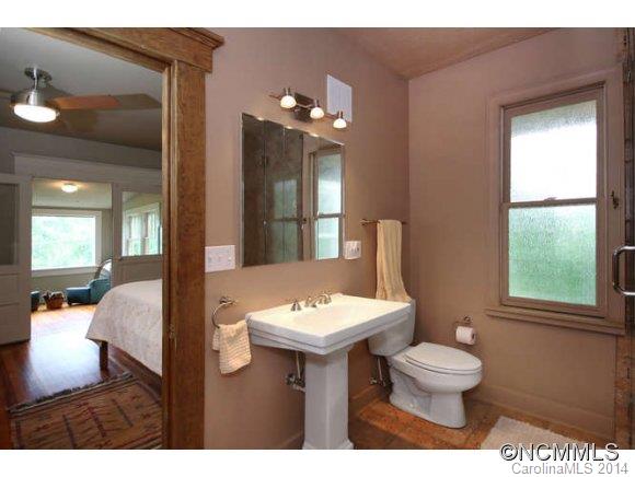 41 Oak Park Road Asheville NC 28801