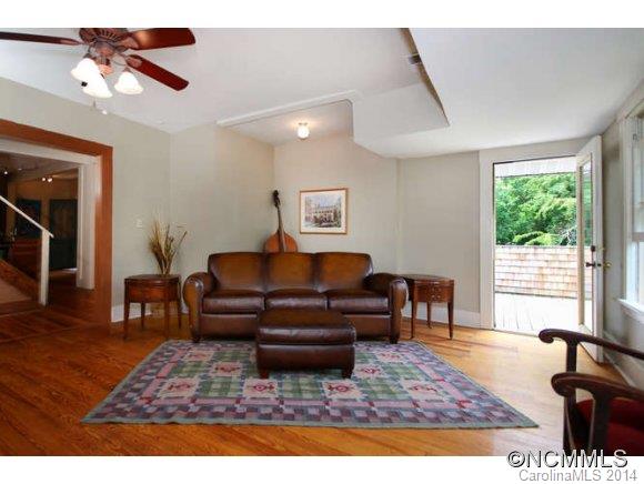 41 Oak Park Road Asheville NC 28801