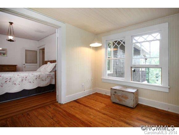 41 Oak Park Road Asheville NC 28801