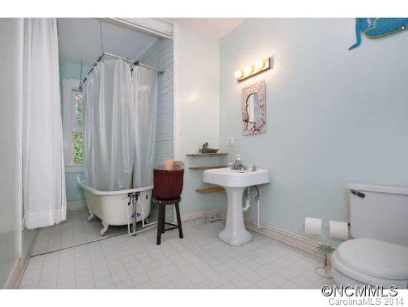 41 Oak Park Road Asheville NC 28801