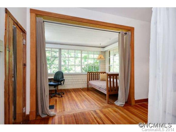 41 Oak Park Road Asheville NC 28801