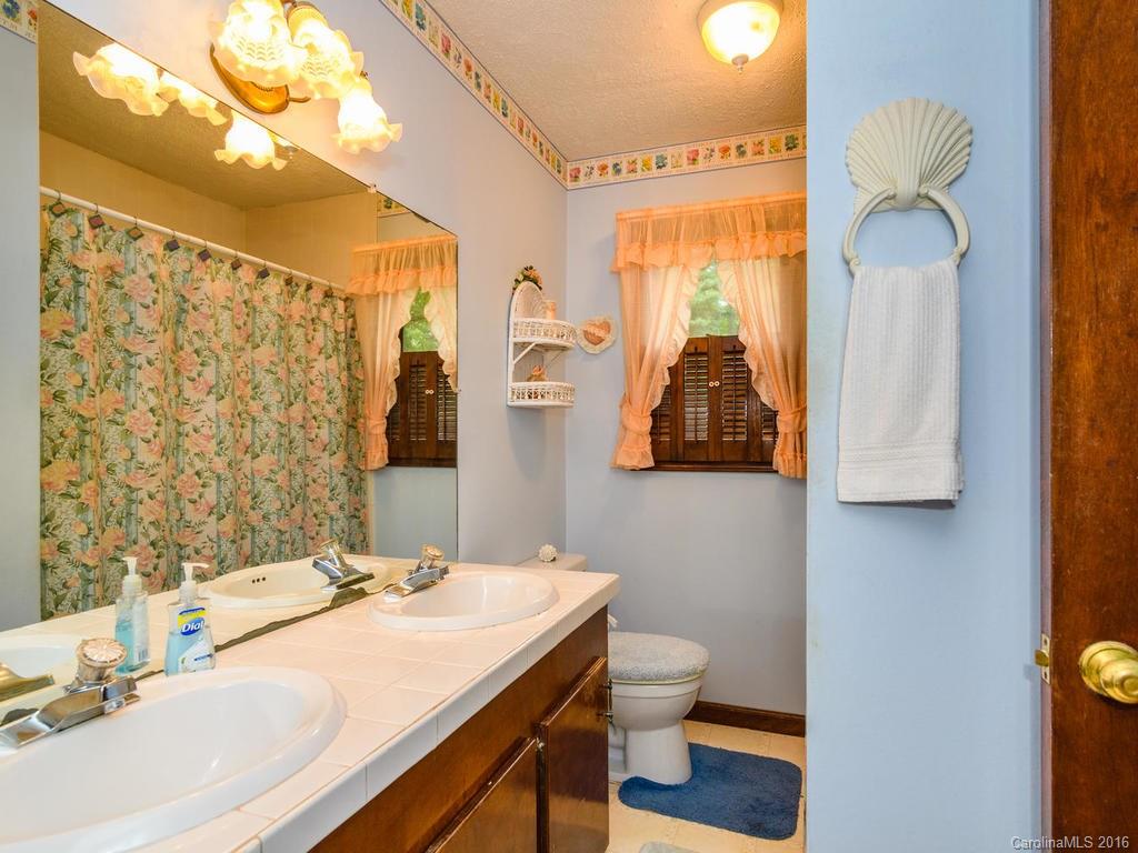 17 Palatka Street Arden NC 28704