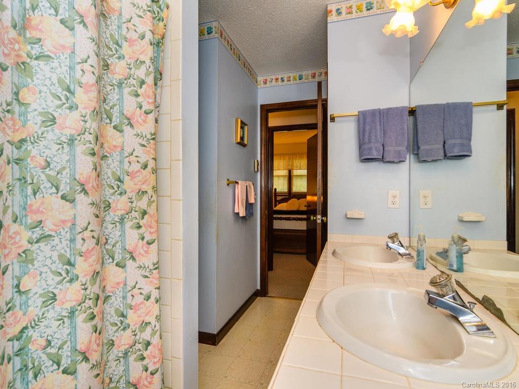 17 Palatka Street Arden NC 28704