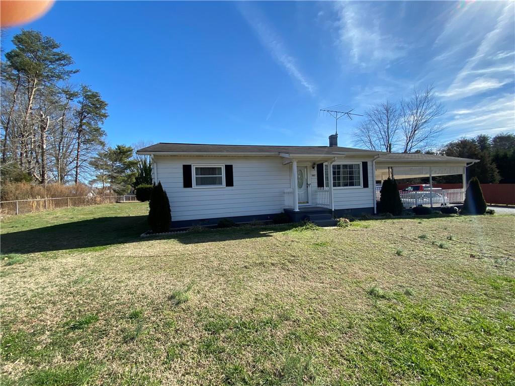 483 7th Street Sw Taylorsville NC 28681