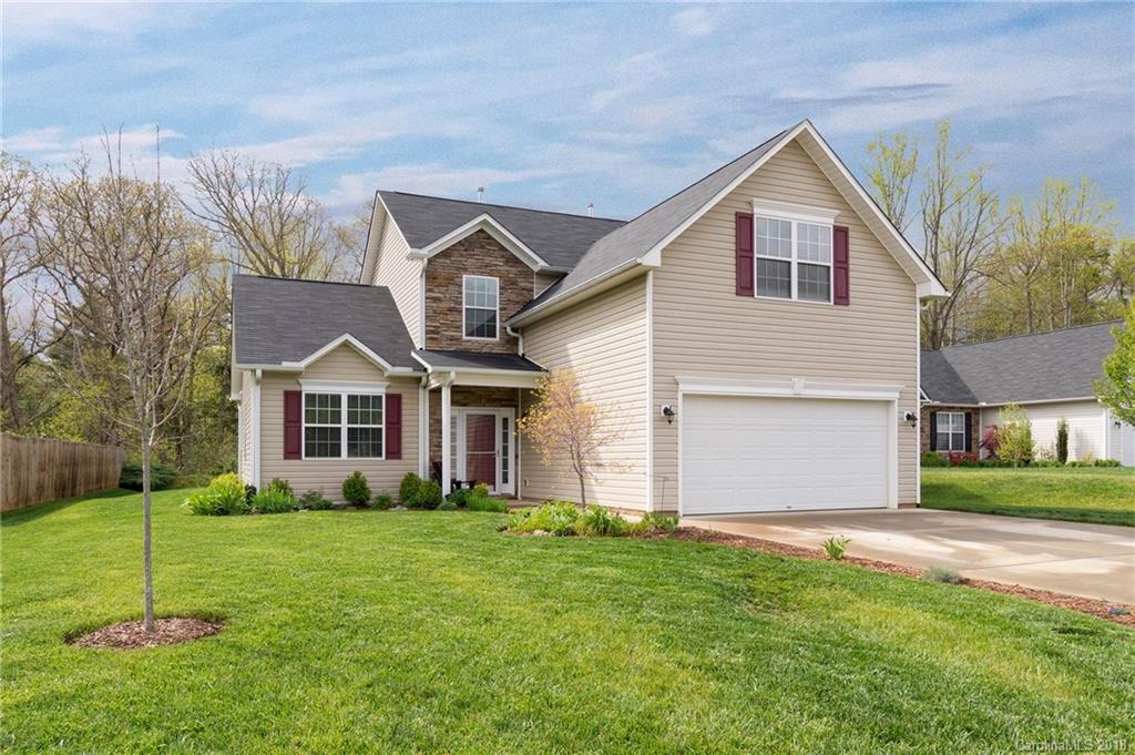 3 Woodthorn Road Weaverville NC 28787