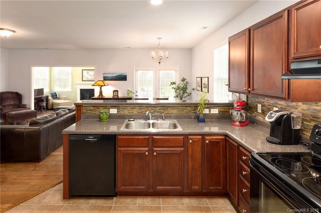3 Woodthorn Road Weaverville NC 28787