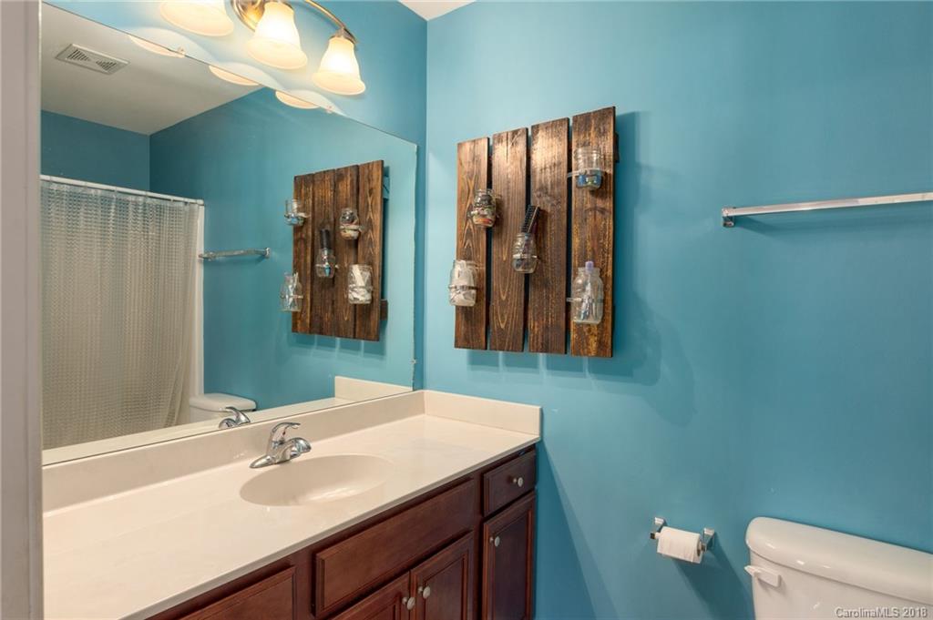 3 Woodthorn Road Weaverville NC 28787