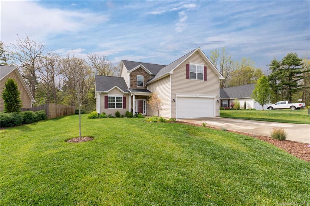 3 Woodthorn Road Weaverville NC 28787