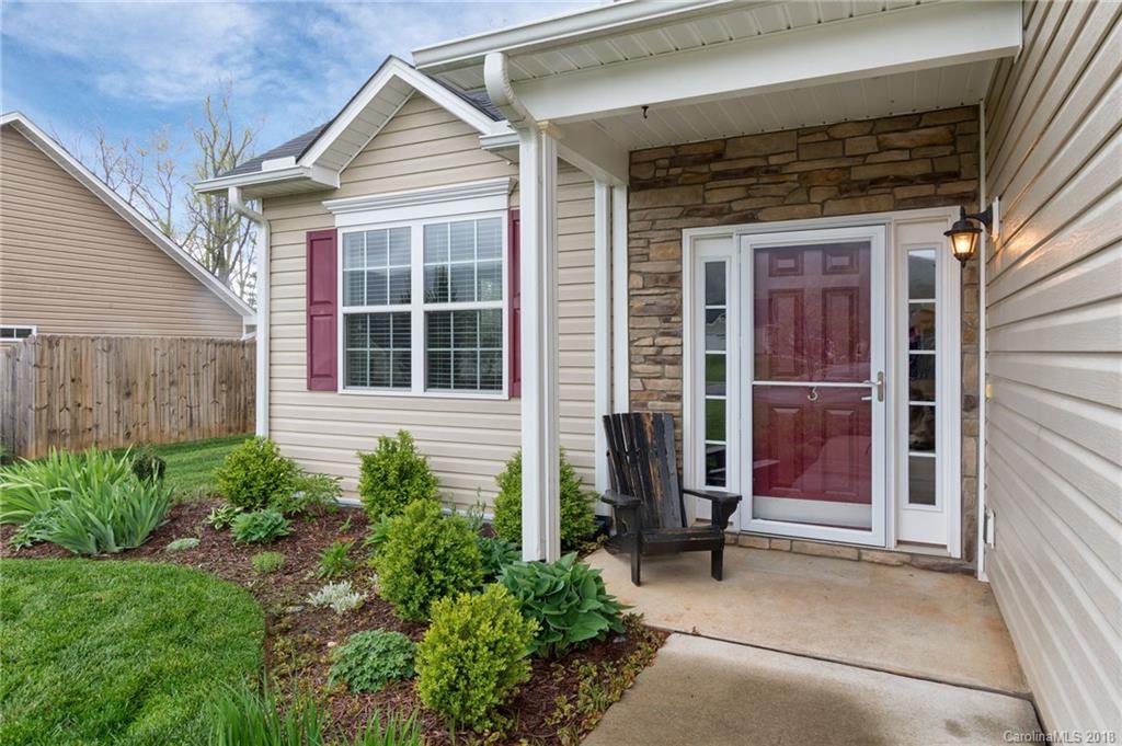 3 Woodthorn Road Weaverville NC 28787