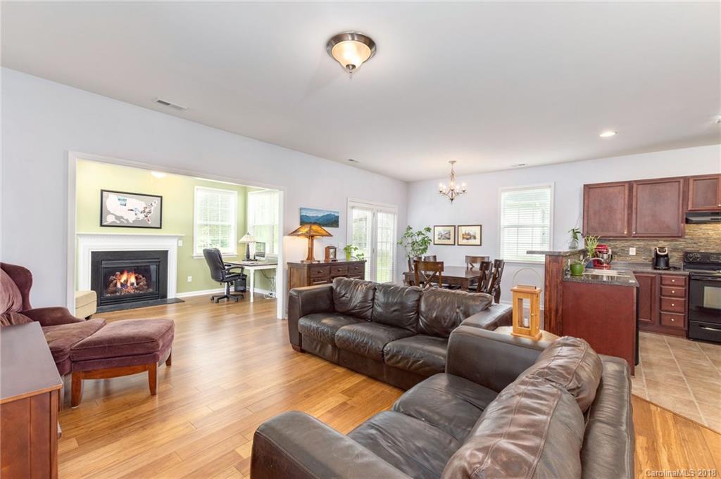 3 Woodthorn Road Weaverville NC 28787
