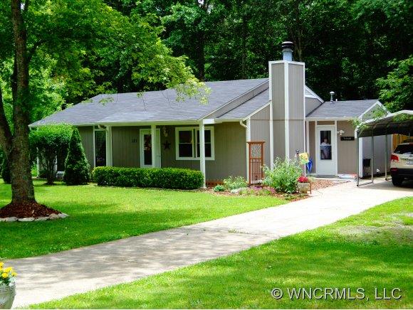 121 Wicklow Drive Asheville NC 28806