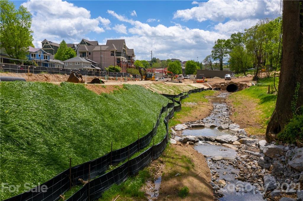 235 Broadway Street Asheville NC 28801