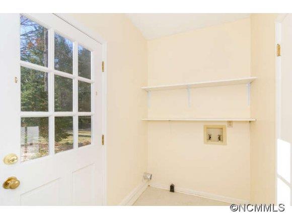 23 Deanwood Circle Asheville NC 28803