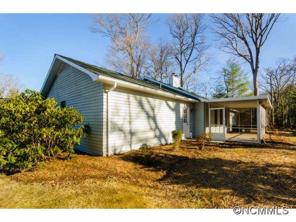 23 Deanwood Circle Asheville NC 28803