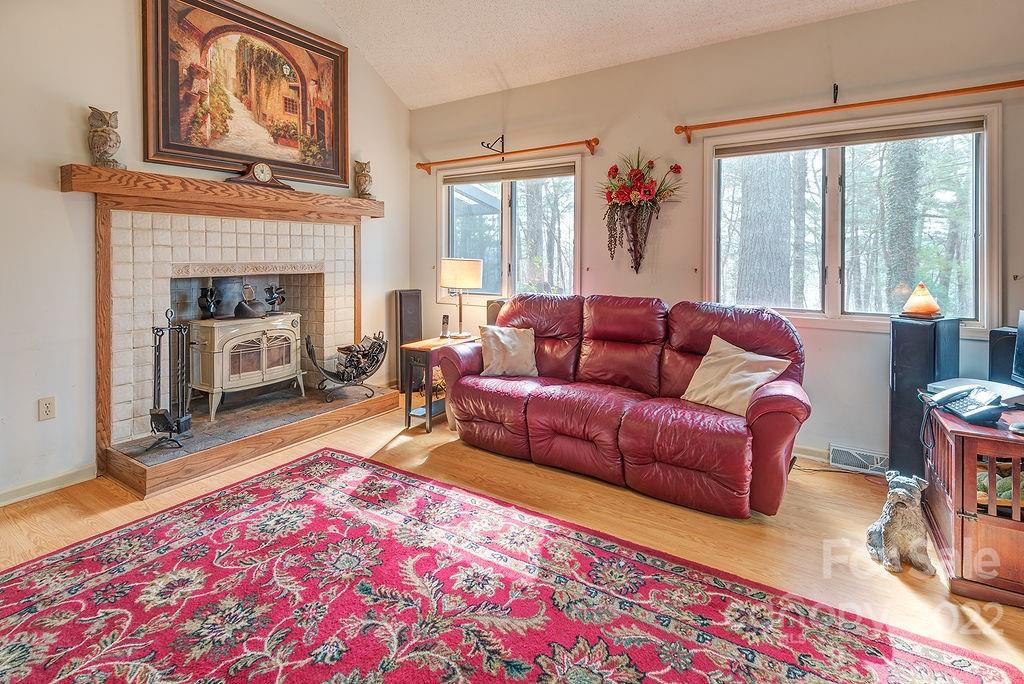 427 Shadowwood Drive Leicester NC 28748