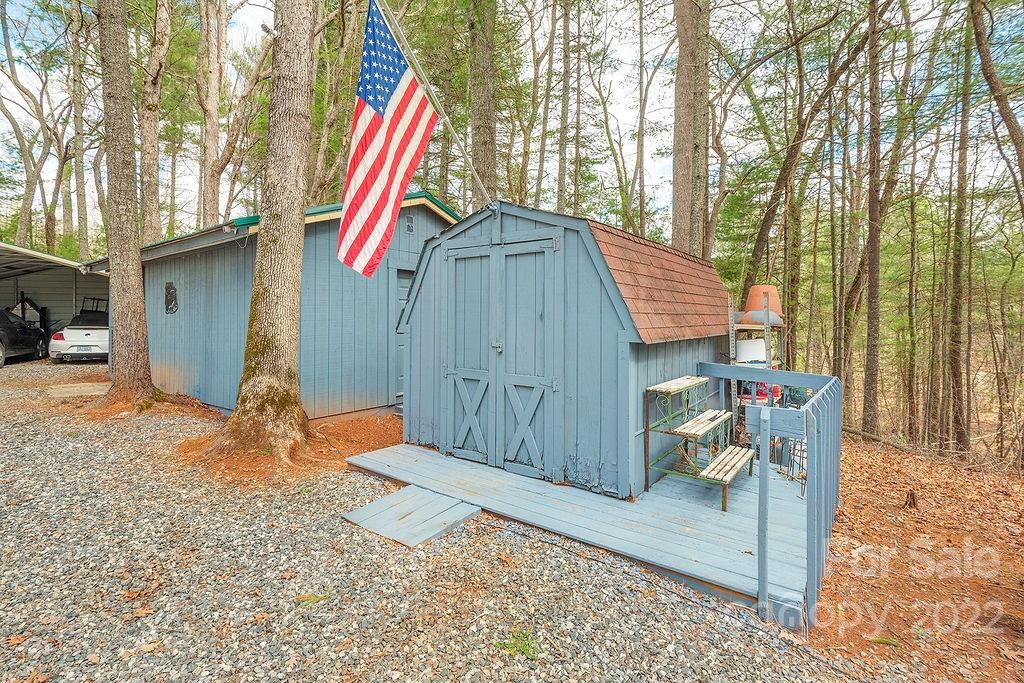 427 Shadowwood Drive Leicester NC 28748
