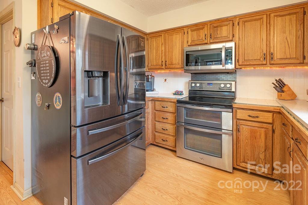 427 Shadowwood Drive Leicester NC 28748