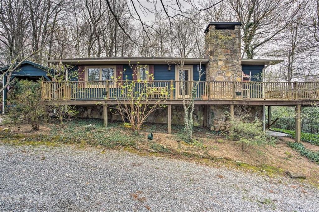 68 Qualla Trace Lake Toxaway NC 28747