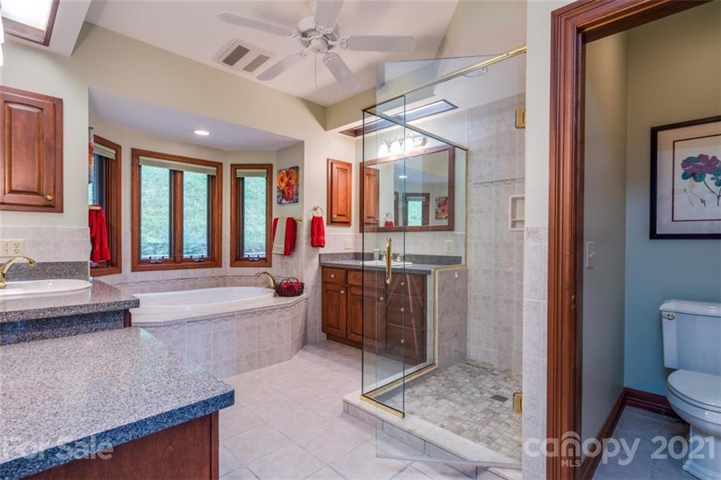 1169 Laurel Ridge Drive Waynesville NC 28786