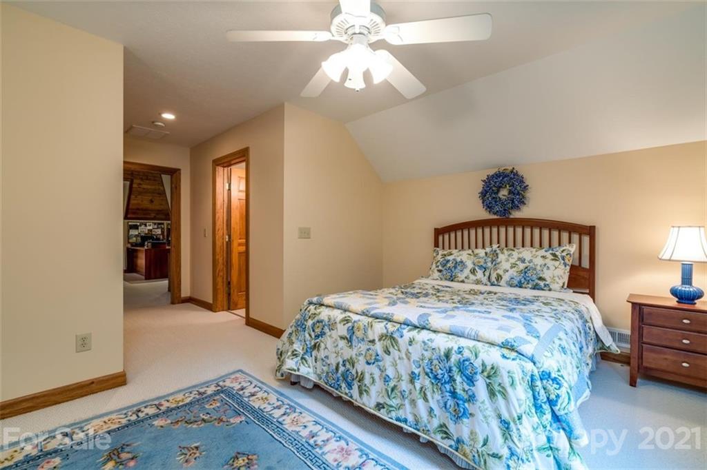 1169 Laurel Ridge Drive Waynesville NC 28786