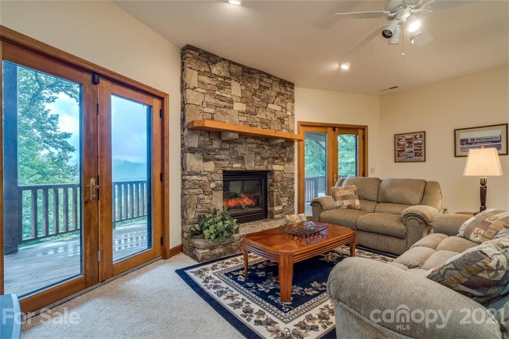 1169 Laurel Ridge Drive Waynesville NC 28786