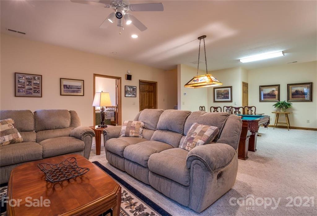 1169 Laurel Ridge Drive Waynesville NC 28786