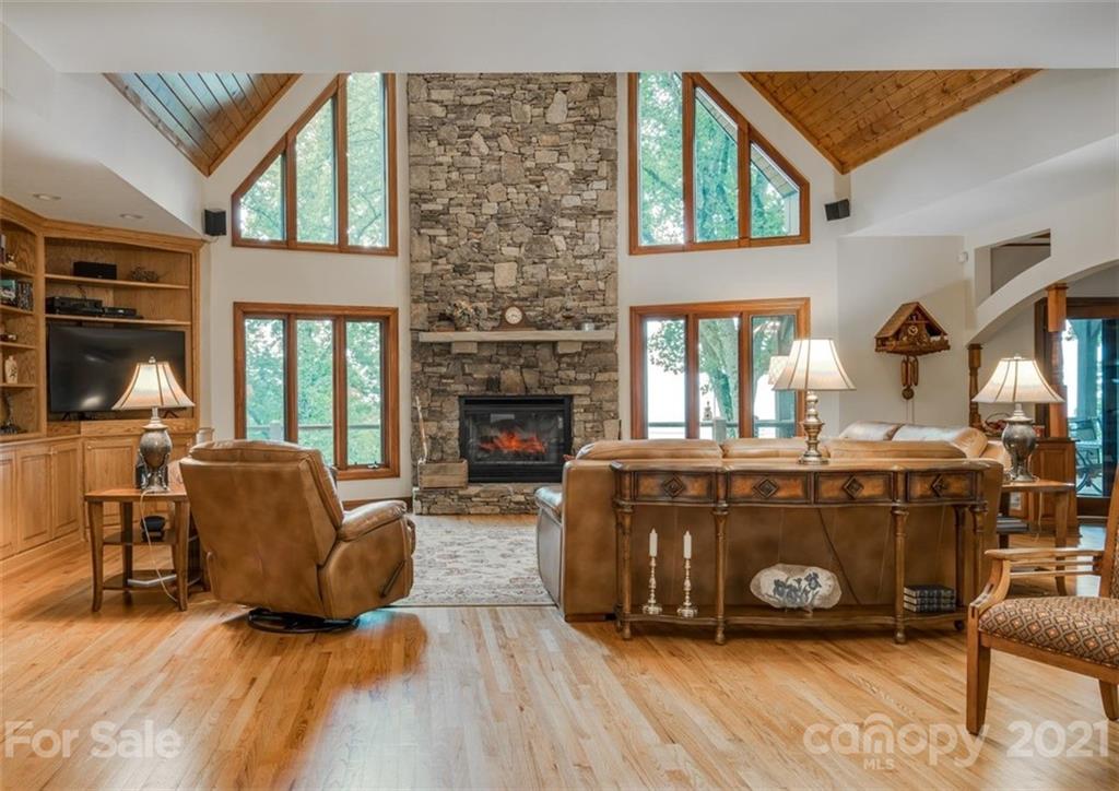 1169 Laurel Ridge Drive Waynesville NC 28786