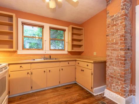 129 Hudson Street Asheville NC 28806