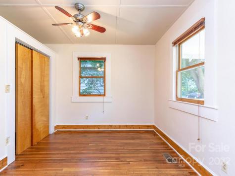 129 Hudson Street Asheville NC 28806