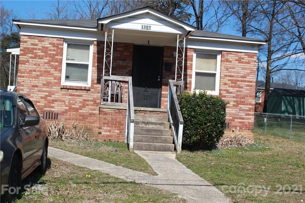 1808 Catherine Simmons Avenue Charlotte NC 28216