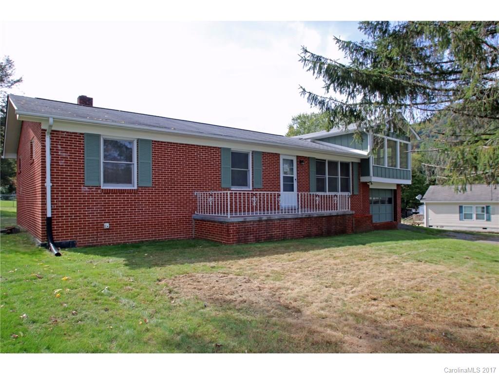 29 Colony Lane Waynesville NC 28786