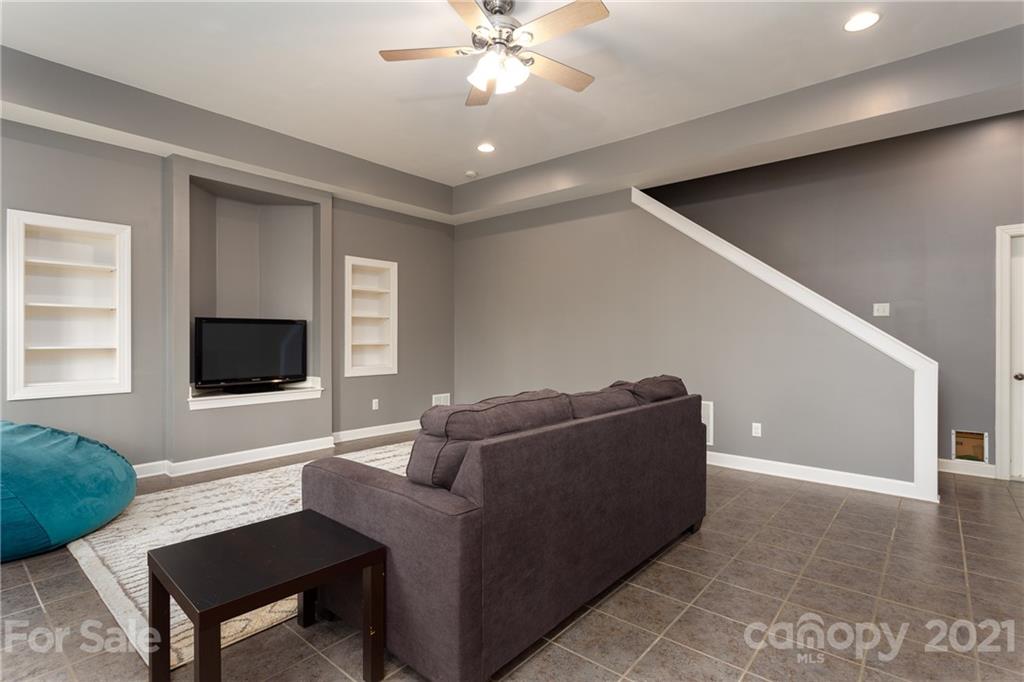 34 Gollum Drive Fairview NC 28730
