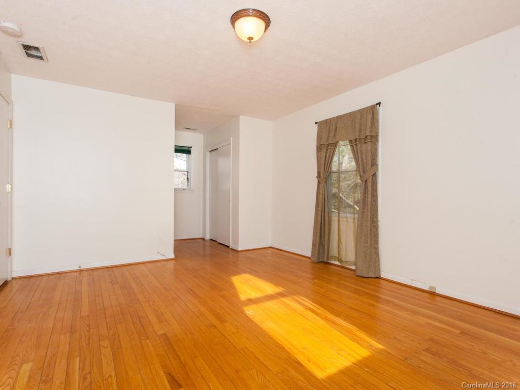 21 Audubon Drive Asheville NC 28804