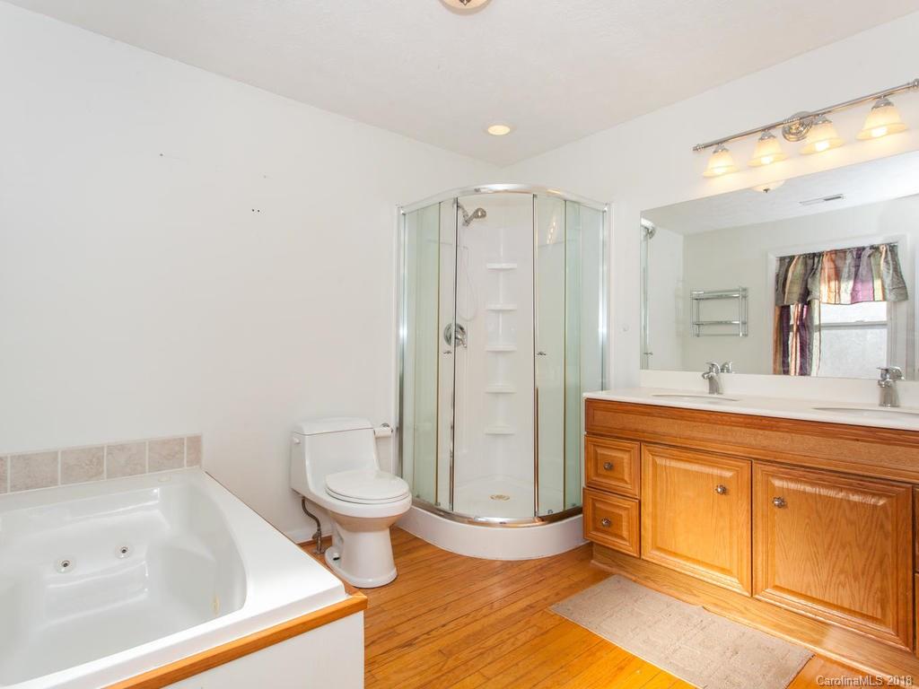 21 Audubon Drive Asheville NC 28804