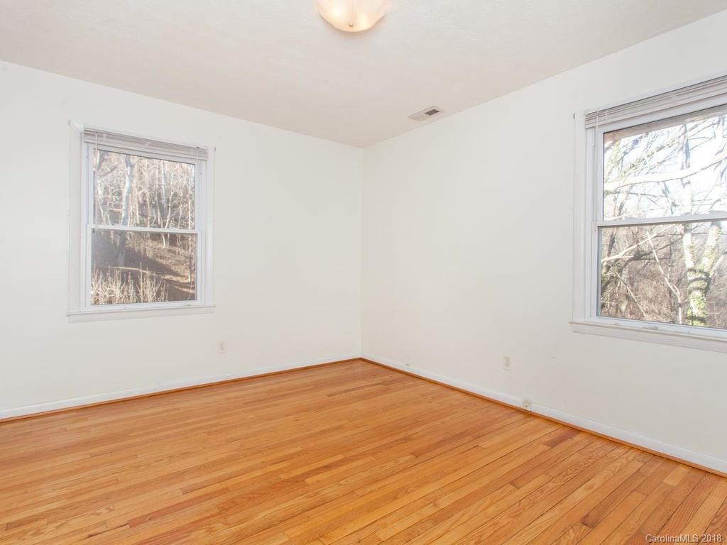 21 Audubon Drive Asheville NC 28804
